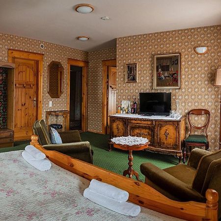 Pakruojis Manor Hotel Miller'S House Extérieur photo